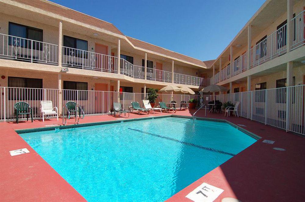 Rodeway Inn Magic Mountain Area Castaic Exteriér fotografie